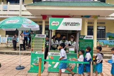 CÔNG TY SỮA MILO TRAO TẶNG SỮA CHO  HỌC SINH TIỂU HỌC TẠI TRƯỜNG TH&THCS BA ĐIỀN